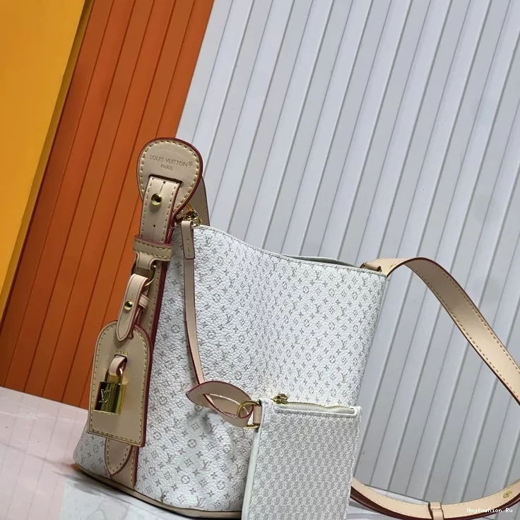 Women Bags 279 Messenger Vuitton For Sophisticated Louis 1218